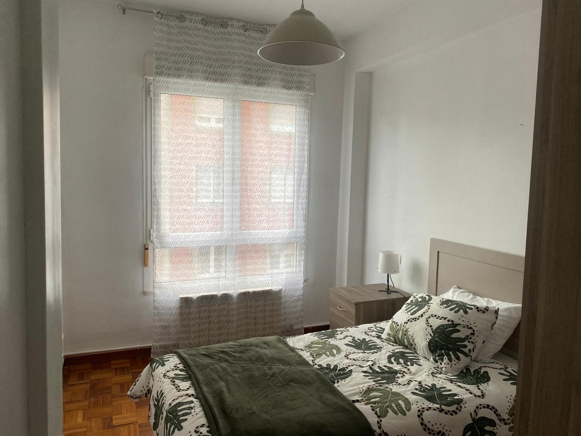 Apartamento Buenavista En Oviedo Bagian luar foto